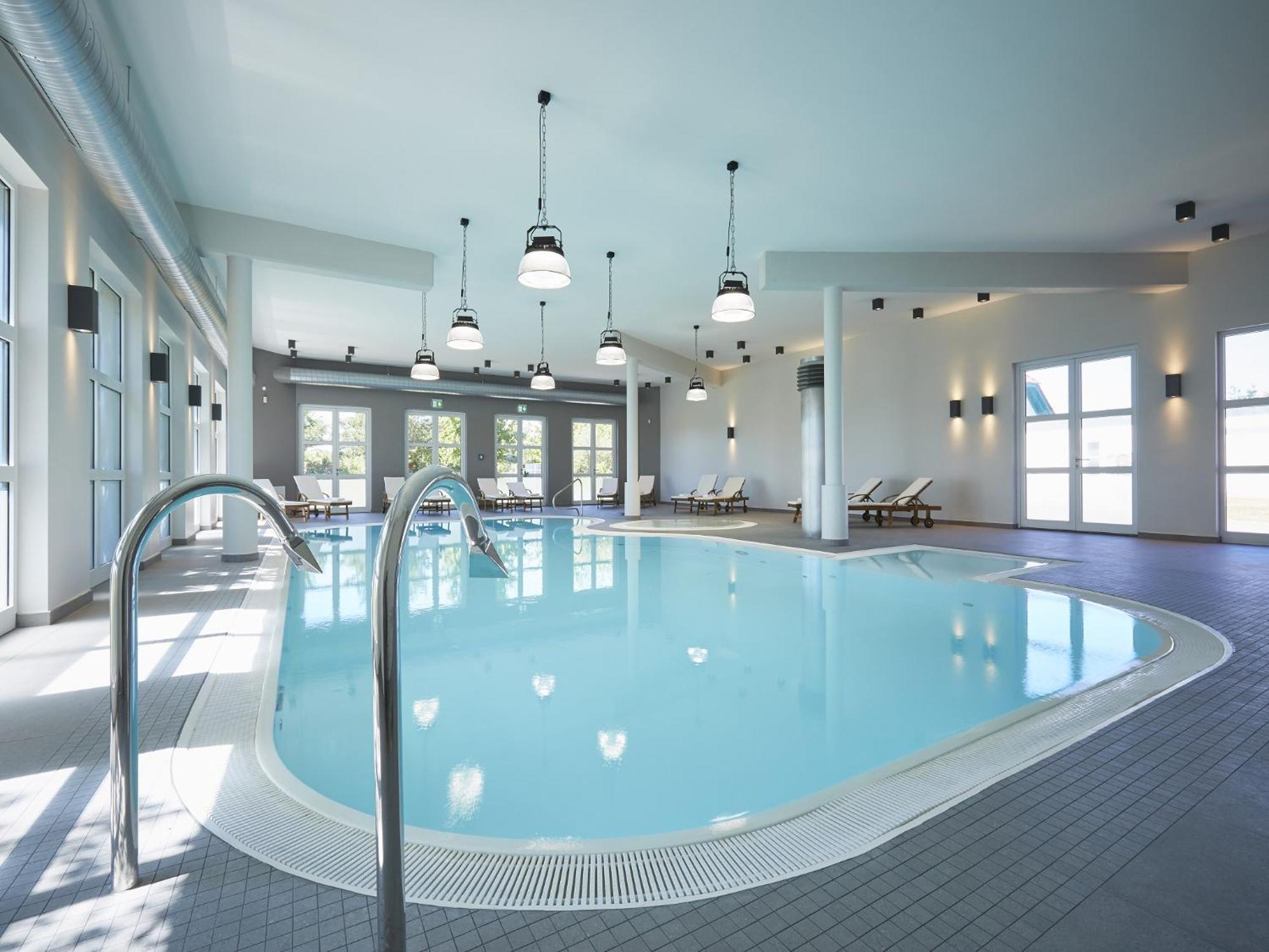 Reetland Am Meer - Luxusplus Reetdachvilla Mit 4 Schlafzimmern, Aussensauna, Loungebereich Und Kamin G07 Дранске Екстер'єр фото